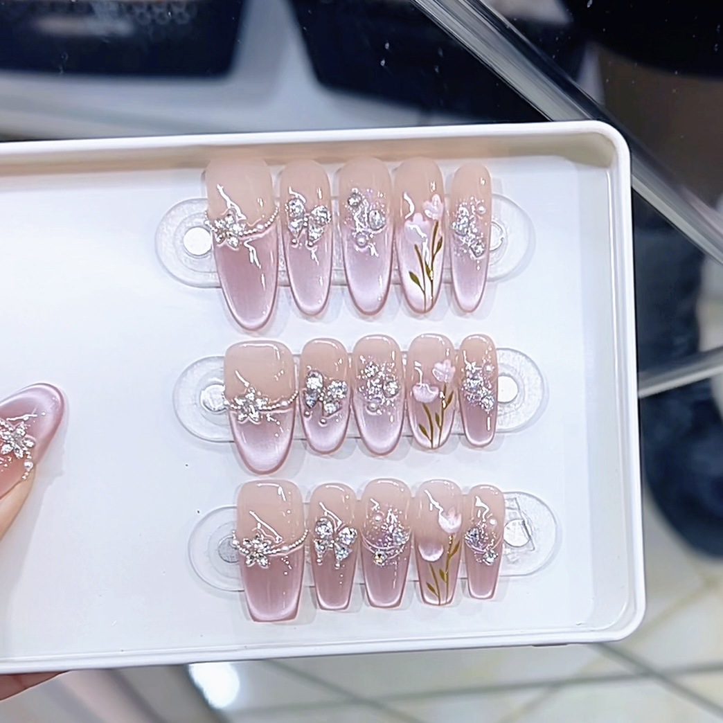 3000 NAIL “郁金香花园”设计师高定原创纯手工高级猫眼显白穿戴甲