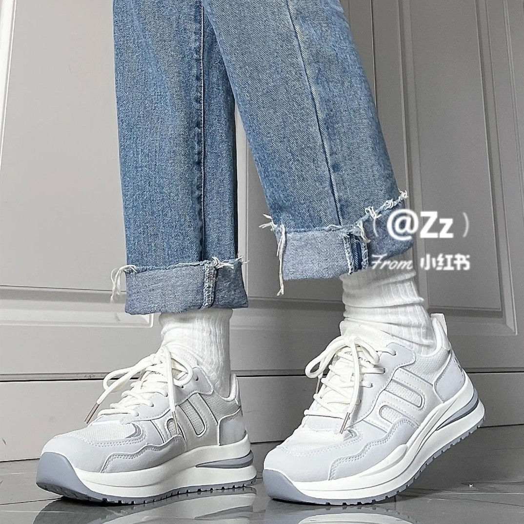 爆款学生运动鞋女春季休闲软底跑步2025新款校园体育鞋百搭阿甘鞋