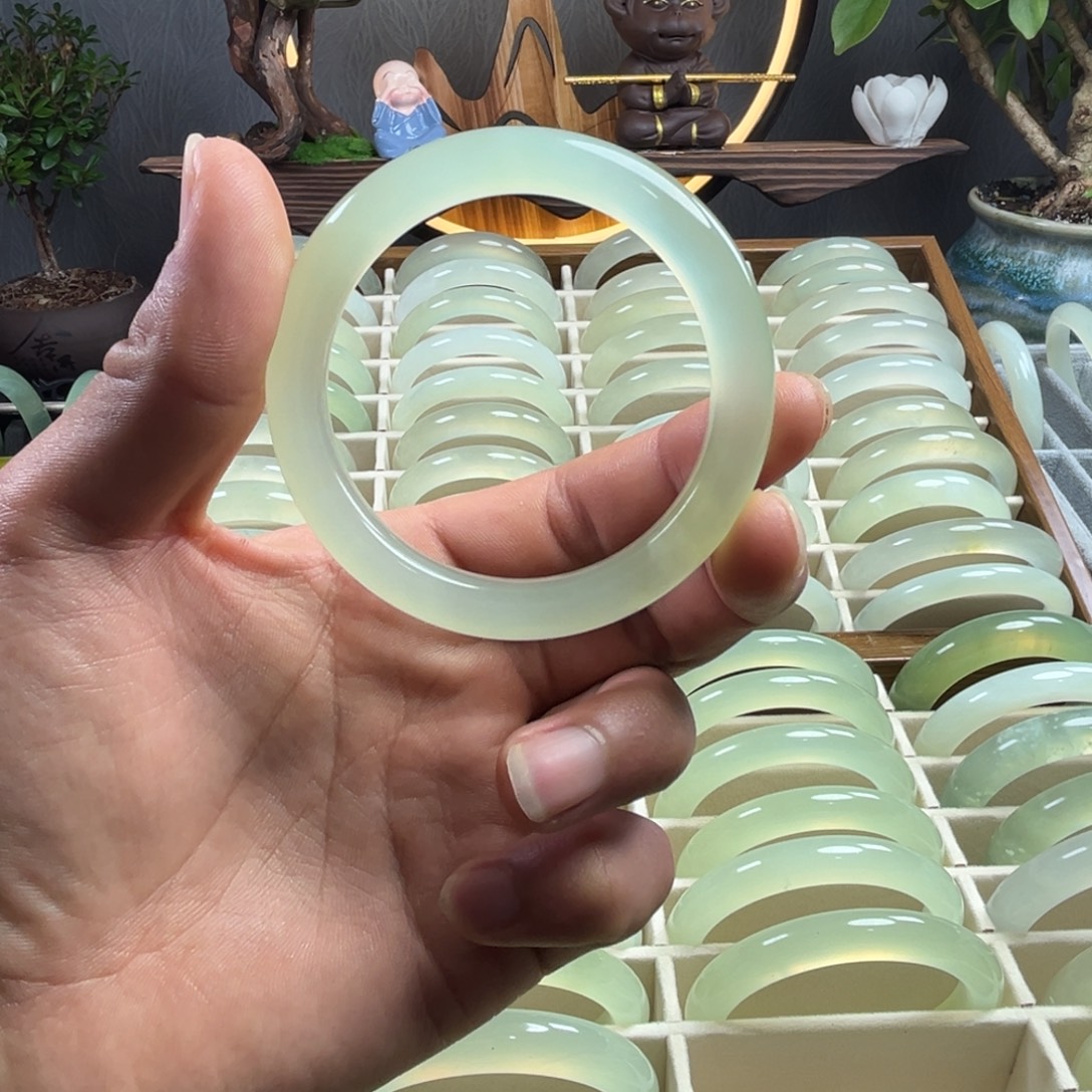岫玉未镶嵌手镯11111111