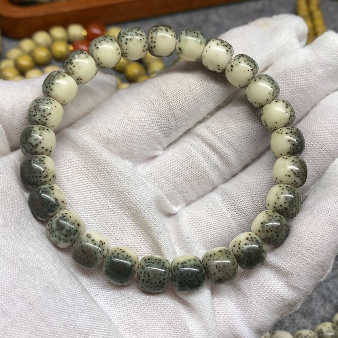 【闪购商品】星月菩提手串喜*羊原生态石玉料
