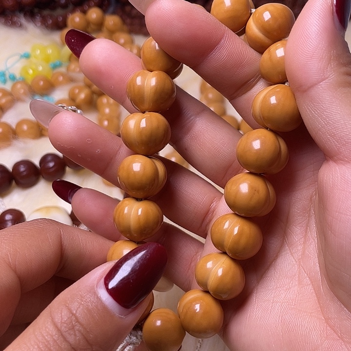 L***n手串猴头核桃16尺寸镜面柯基屁桃手持全品无暇