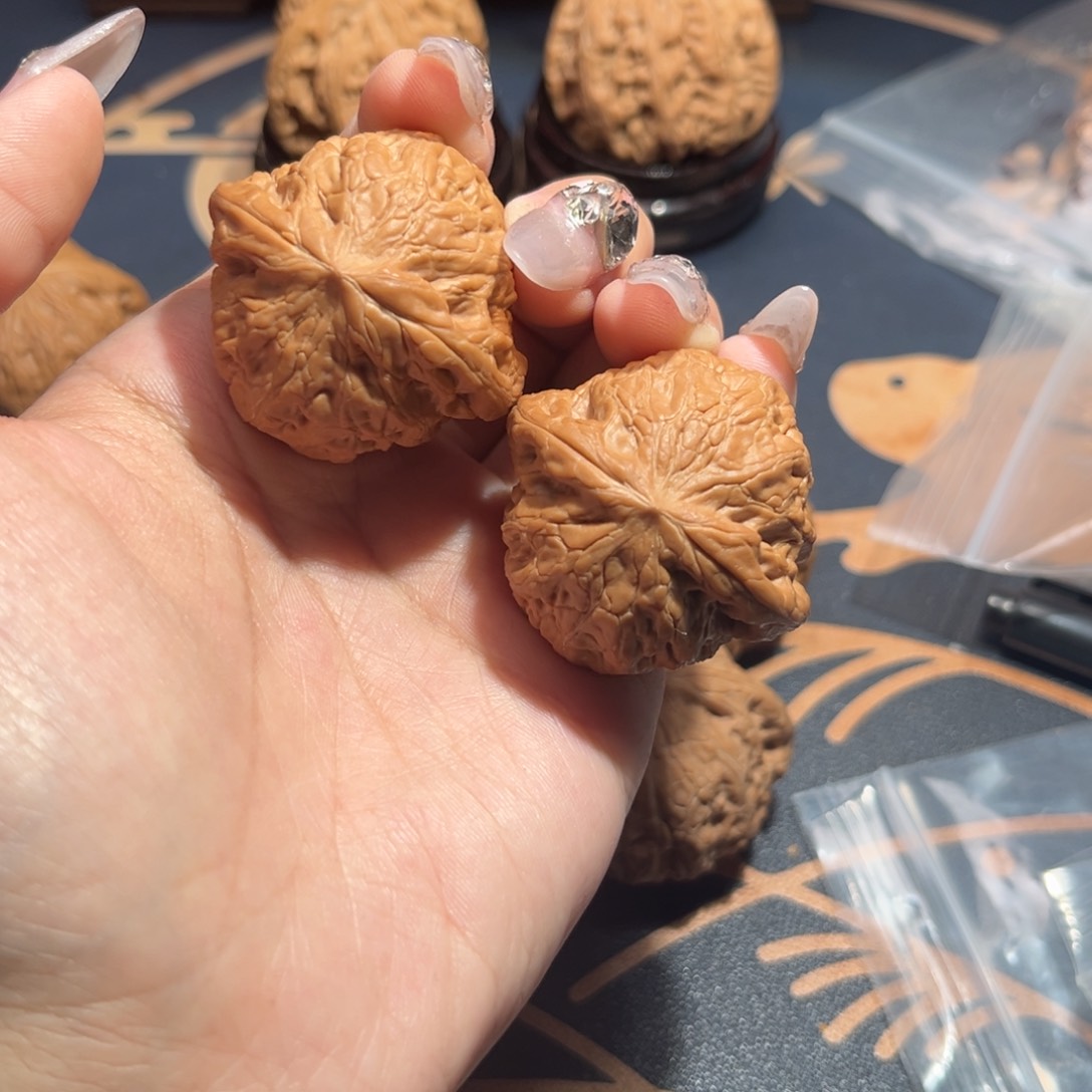 文玩核桃吊坠开**神39铁锤不退换