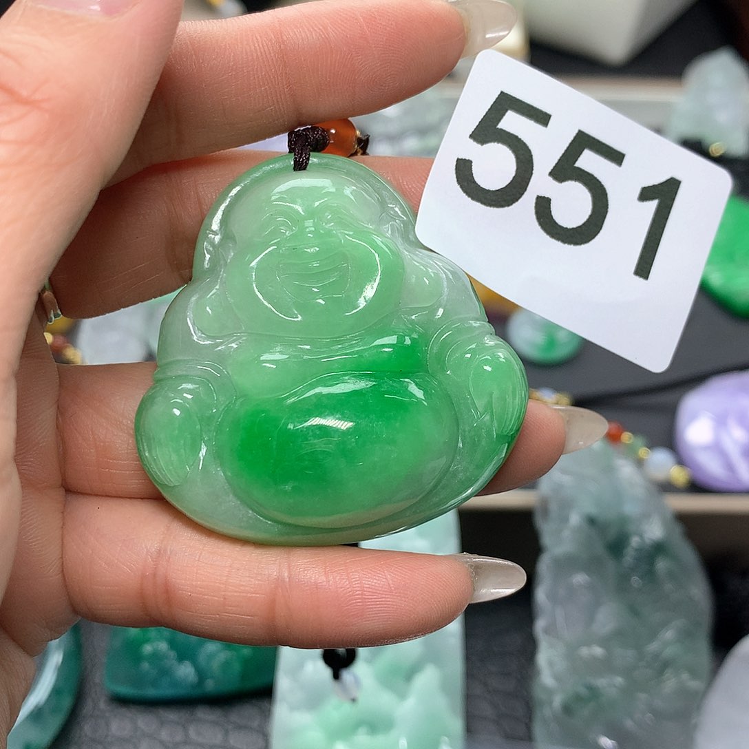 翡翠吊坠(赠链)未镶嵌