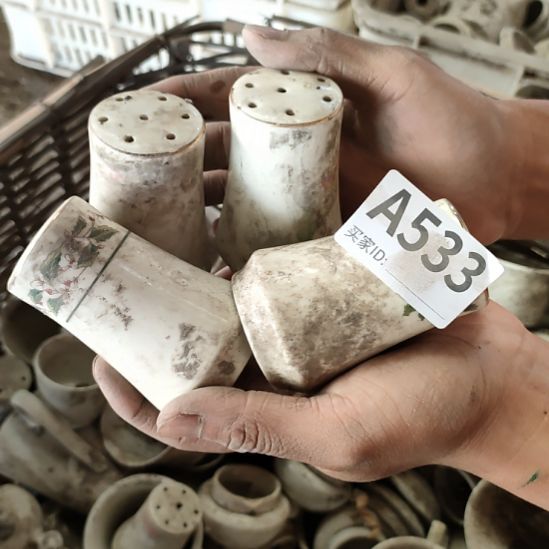 陶瓷强化瓷摆件四支完美者勿拍