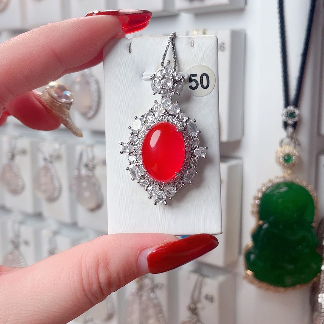 玛瑙/玉髓吊坠(赠链)未镶嵌