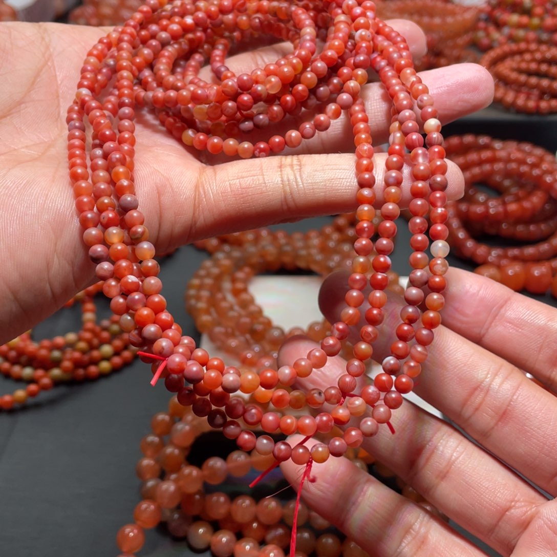 南红玛瑙手链未镶嵌