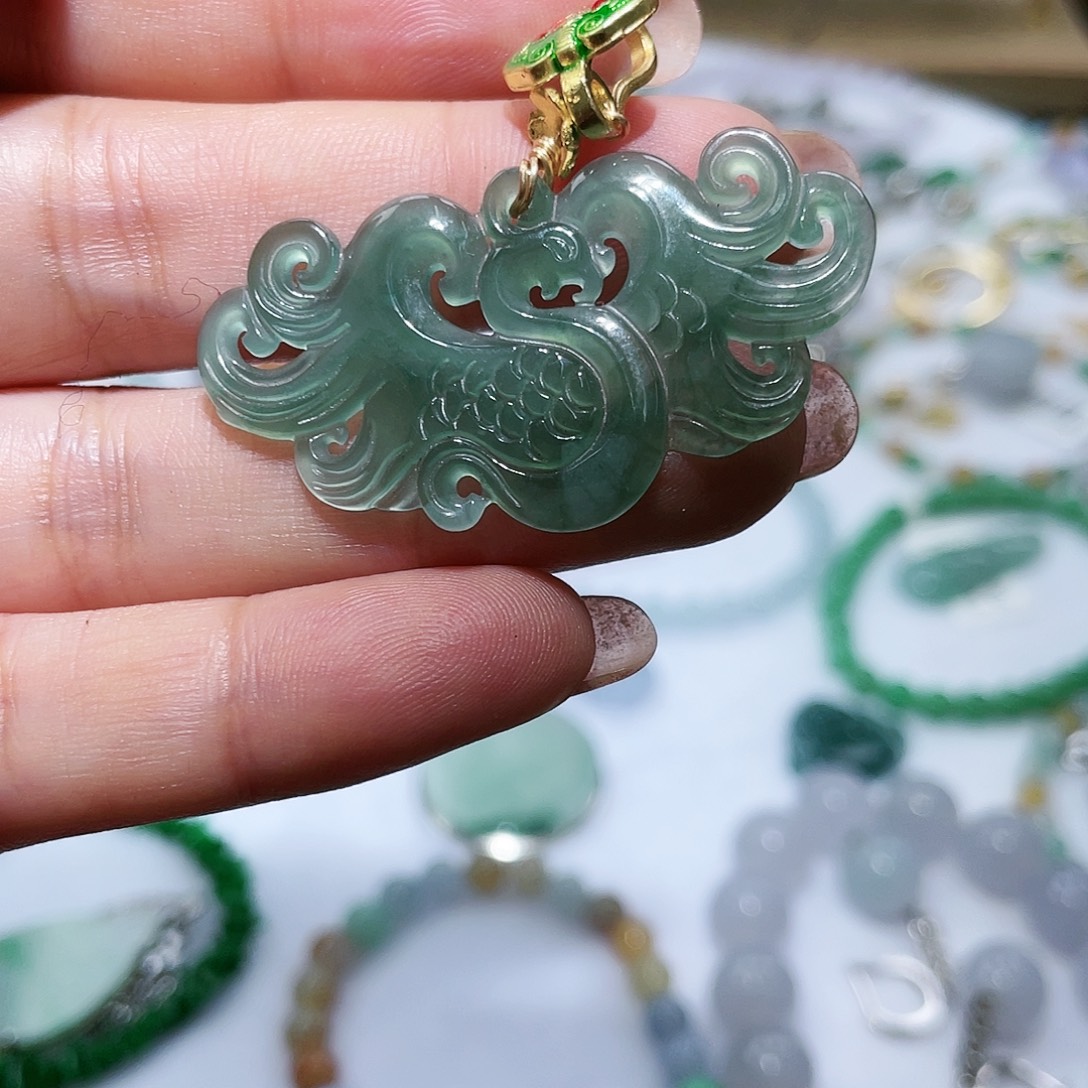 翡翠未镶嵌颈饰天然翡翠