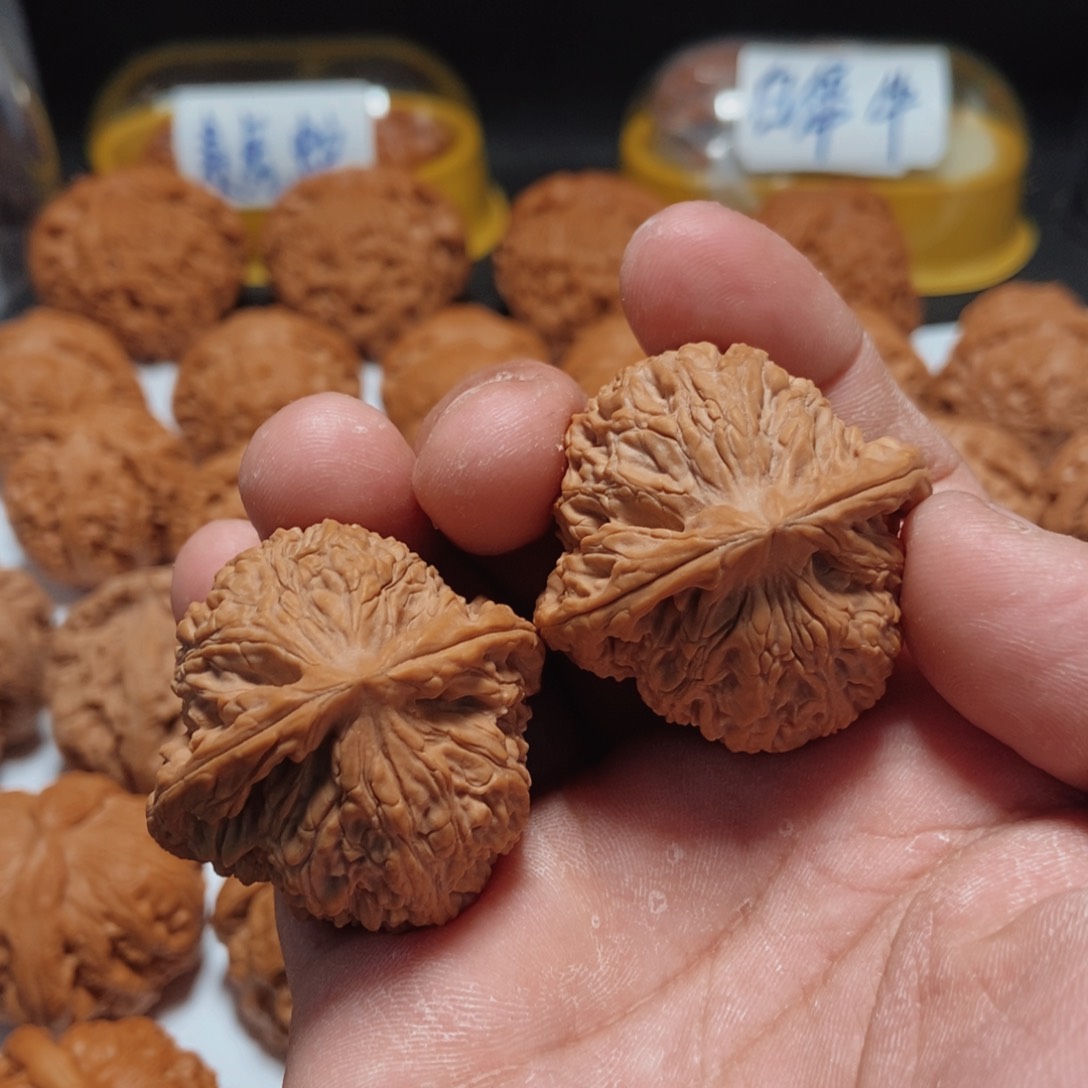 文玩核桃把件路*！南疆