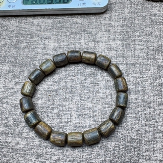 沉香手串英***长棋楠金沙叶沉水树心桶珠0.9/11.8