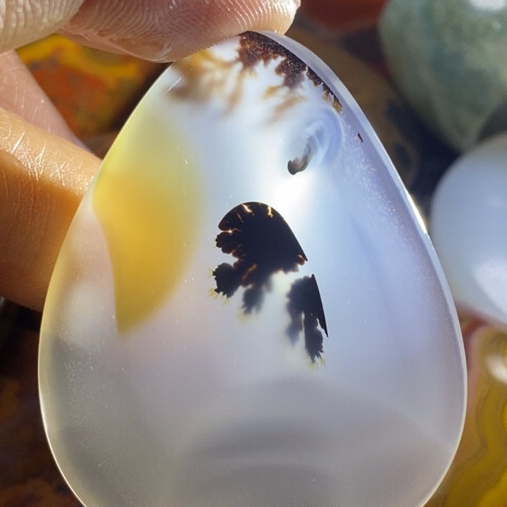 玛瑙/玉髓颈饰未镶嵌