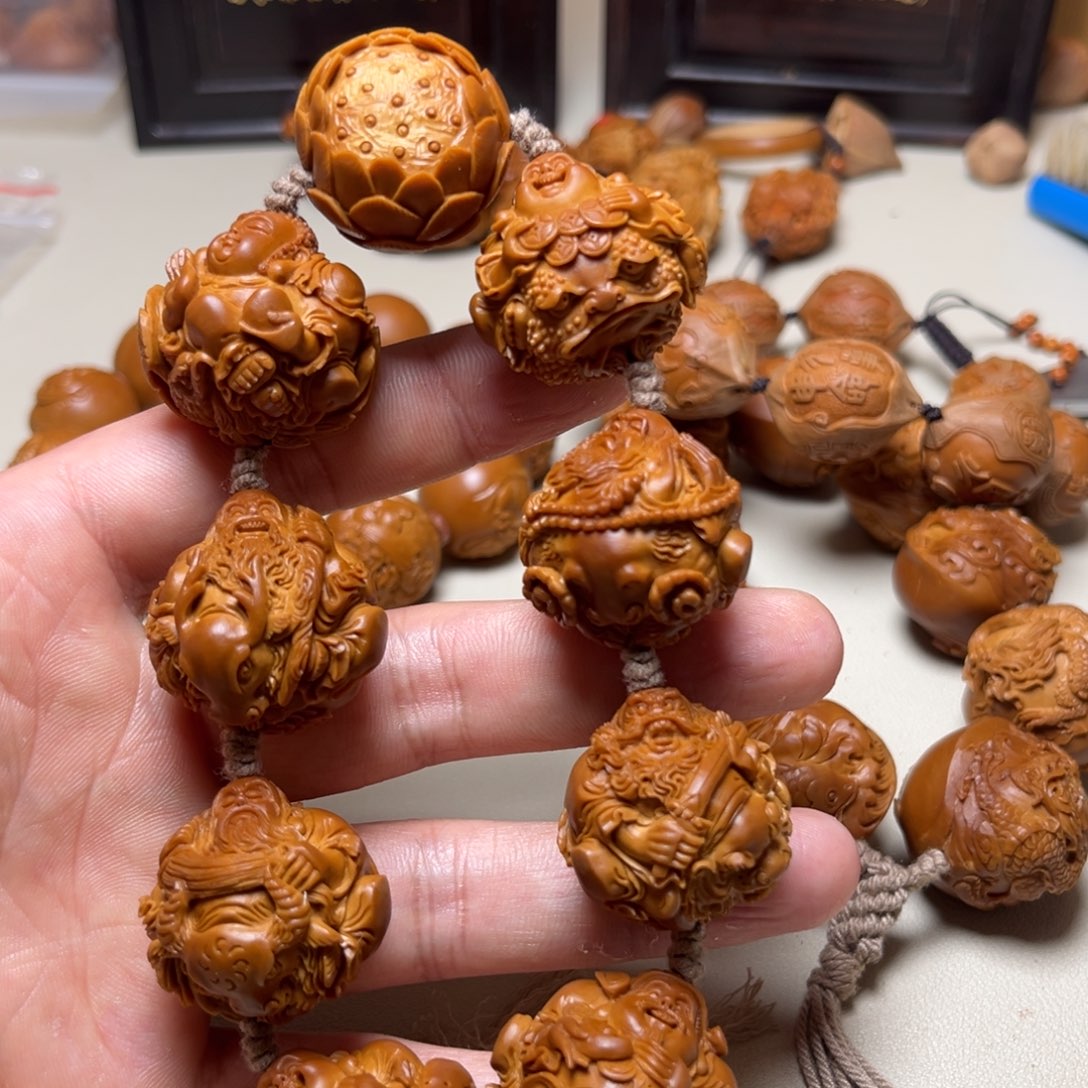 刘***冬手串橄榄核橄榄核