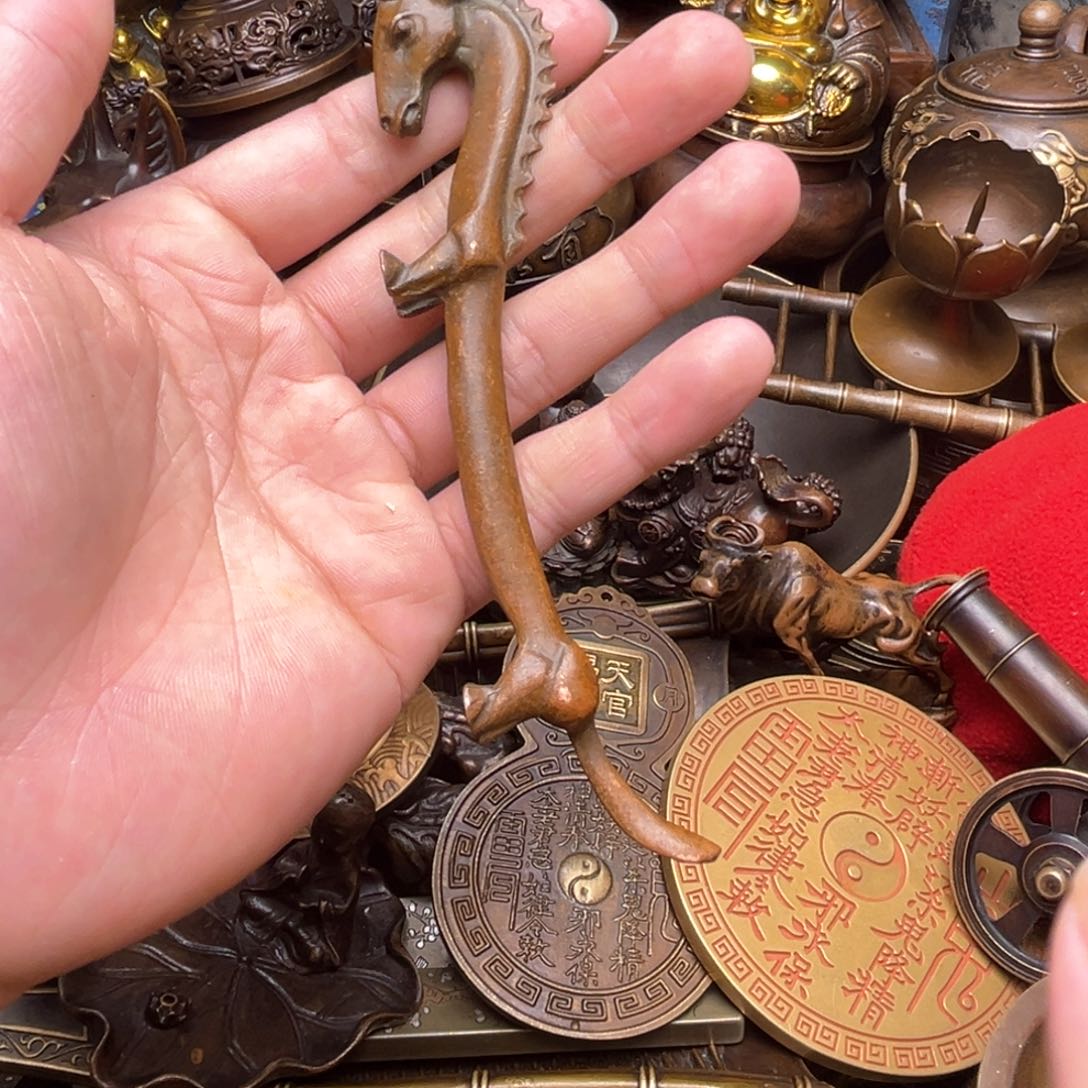 精美铜器点击下单