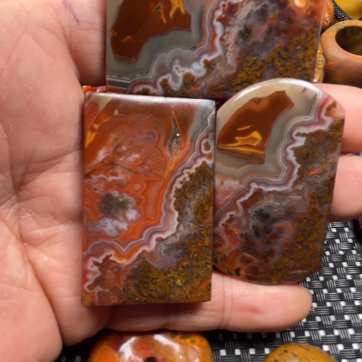 玛瑙/玉髓颈饰未镶嵌江*