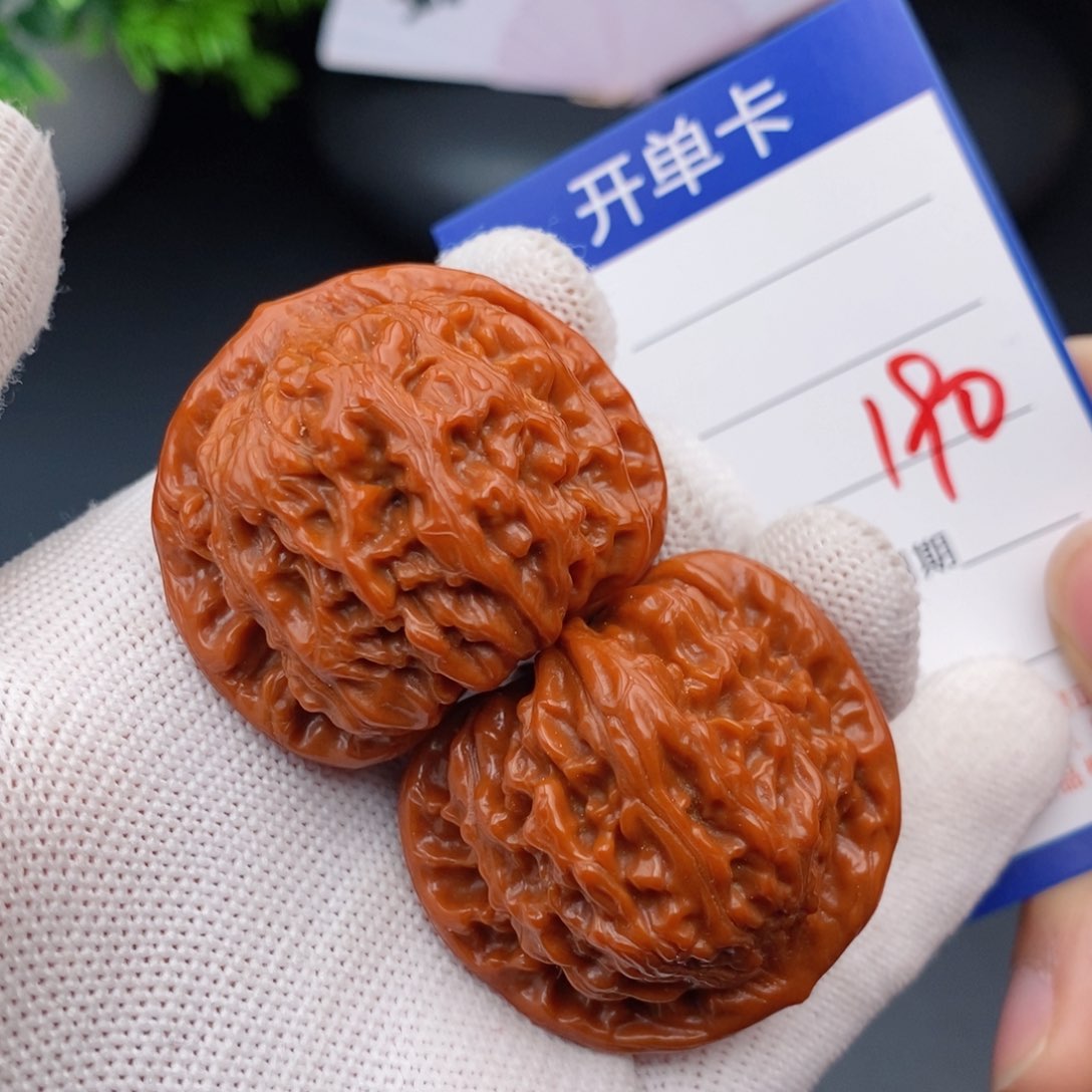 文玩核桃把件41红狮子190