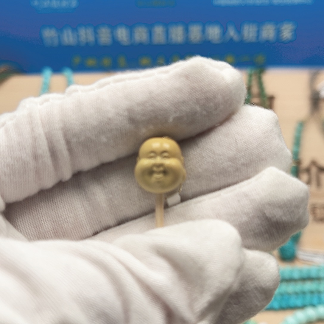 绿松石雕刻未镶嵌