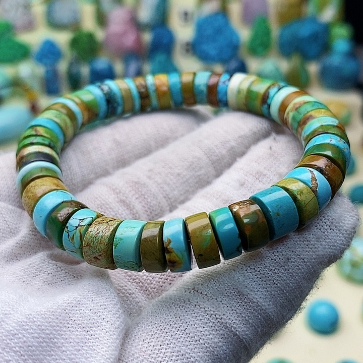 绿松石配饰未镶嵌