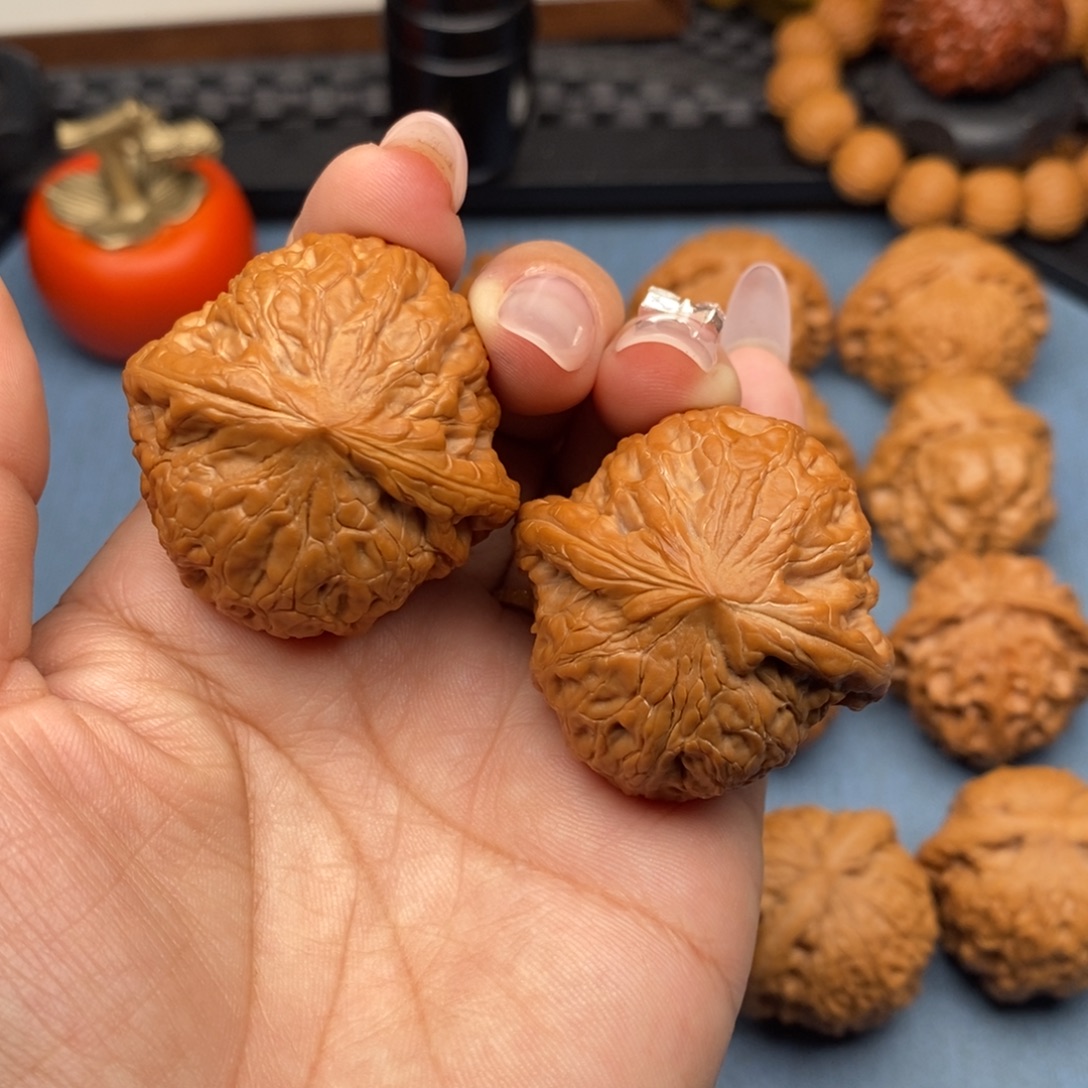 贝***顿把件文玩核桃全品铁锤39尺