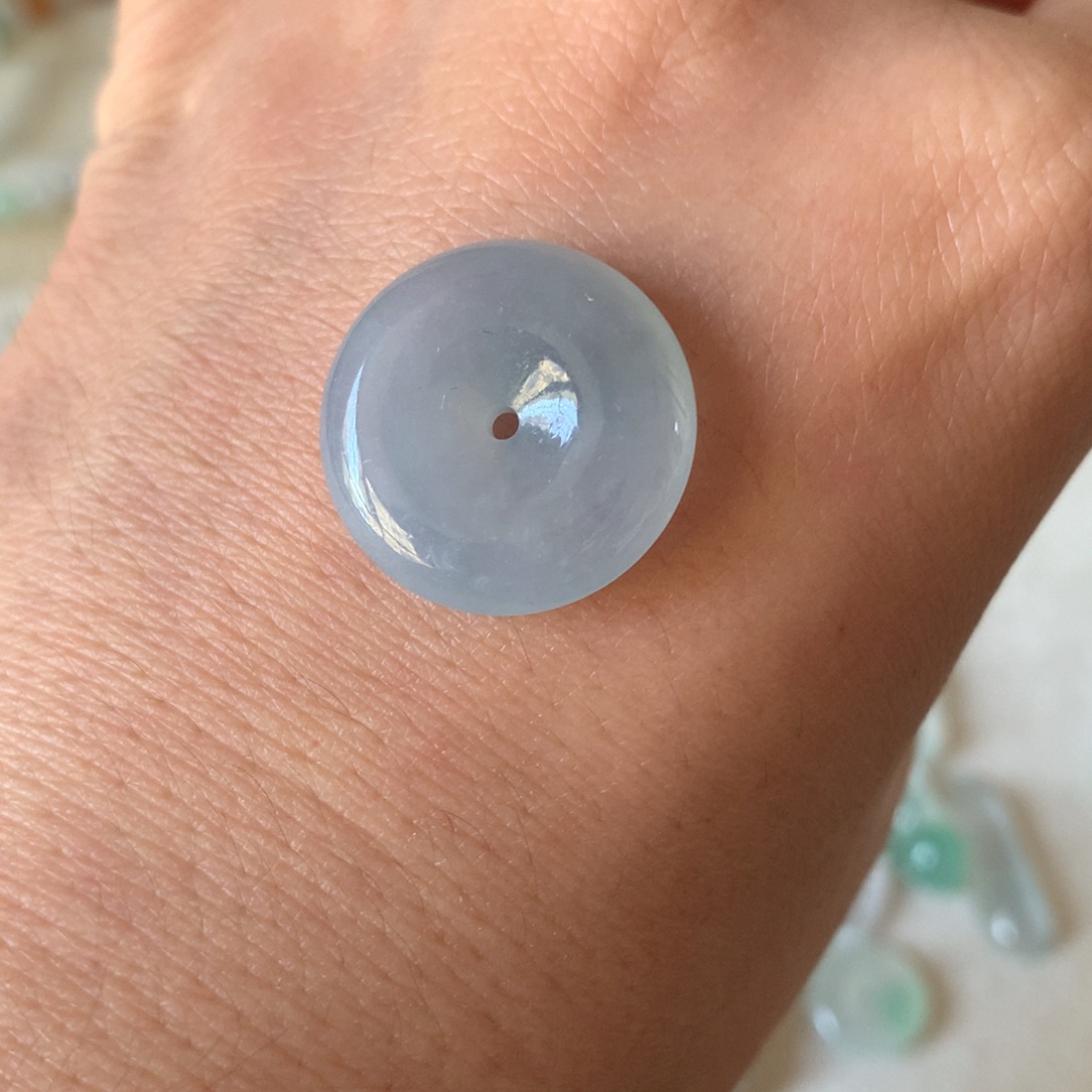 翡翠未镶嵌颈饰07