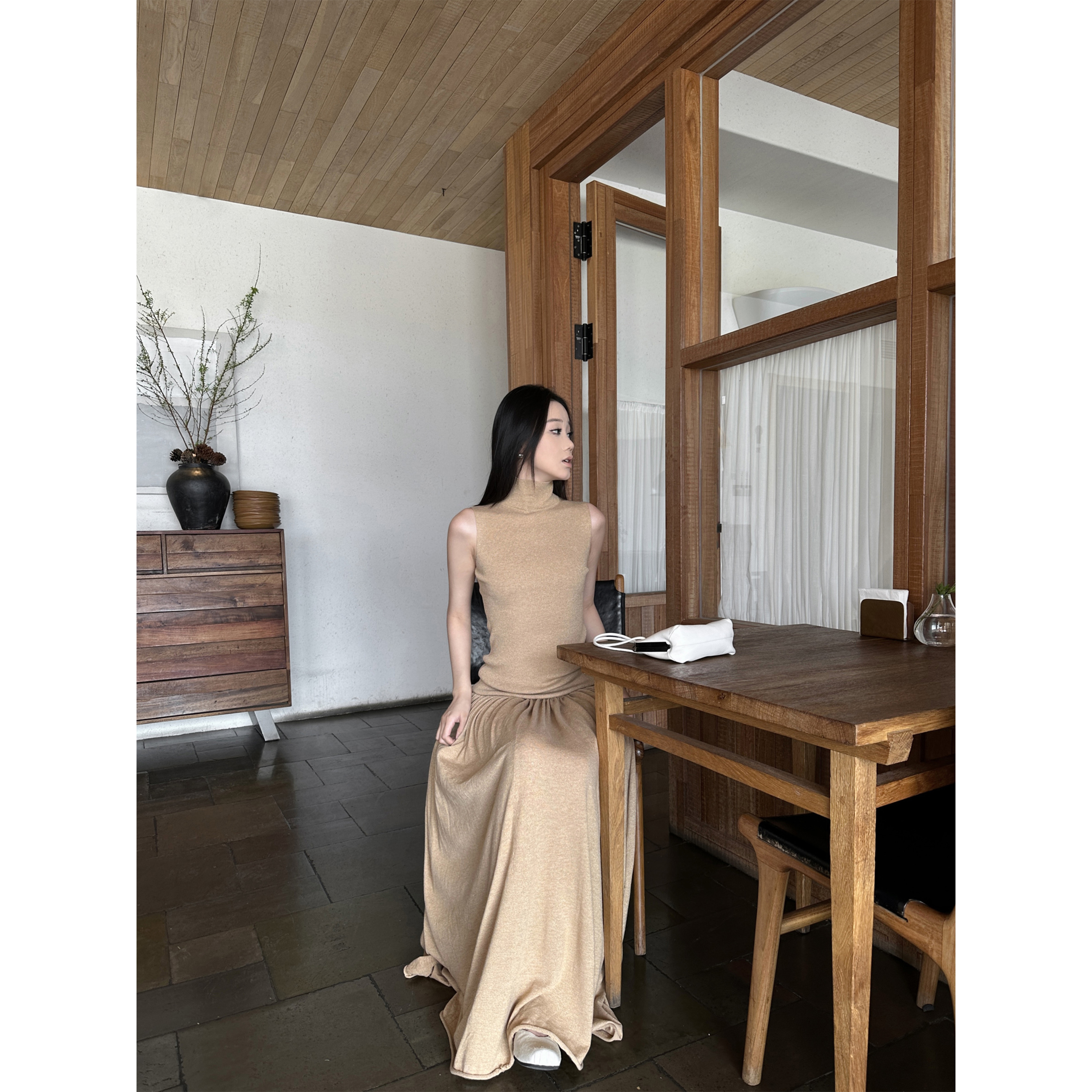 5werkwen 清冷淡人套组 row风高领半裙两件套