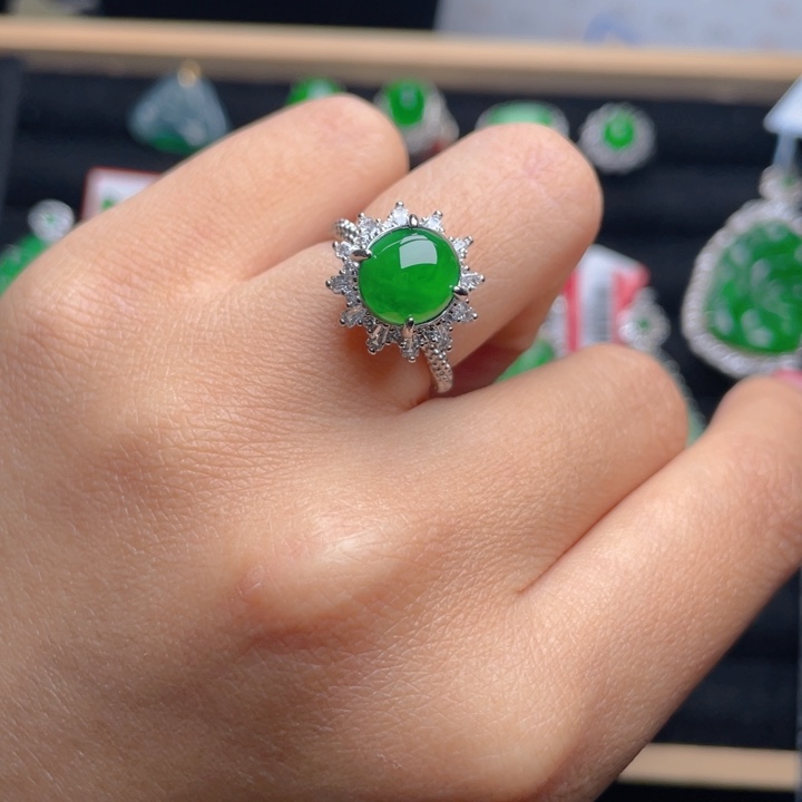 翡翠戒指未镶嵌戒指