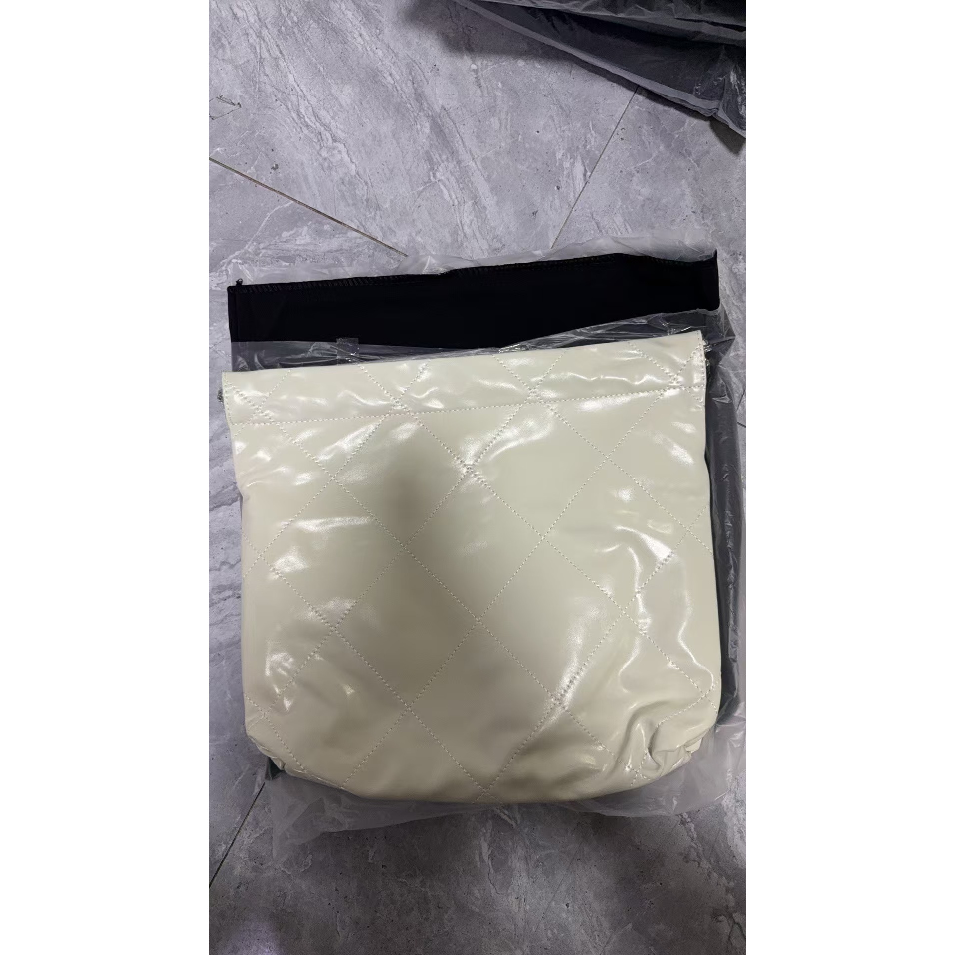 8801白色【孤品微瑕】新款时尚轻奢百搭气质女包