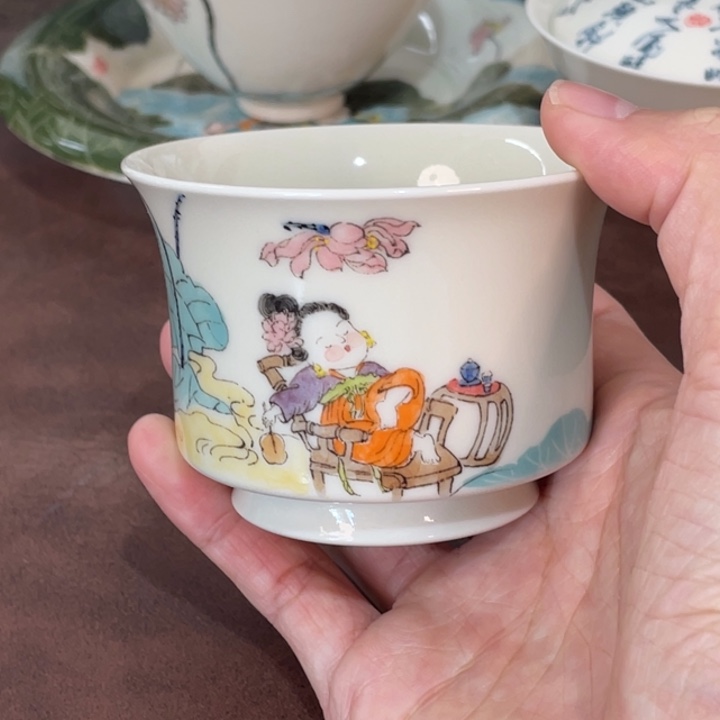 微瑕。         小雅。              28