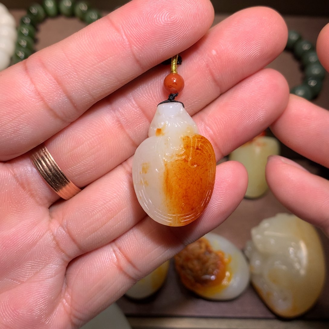 和田玉未镶嵌挂件