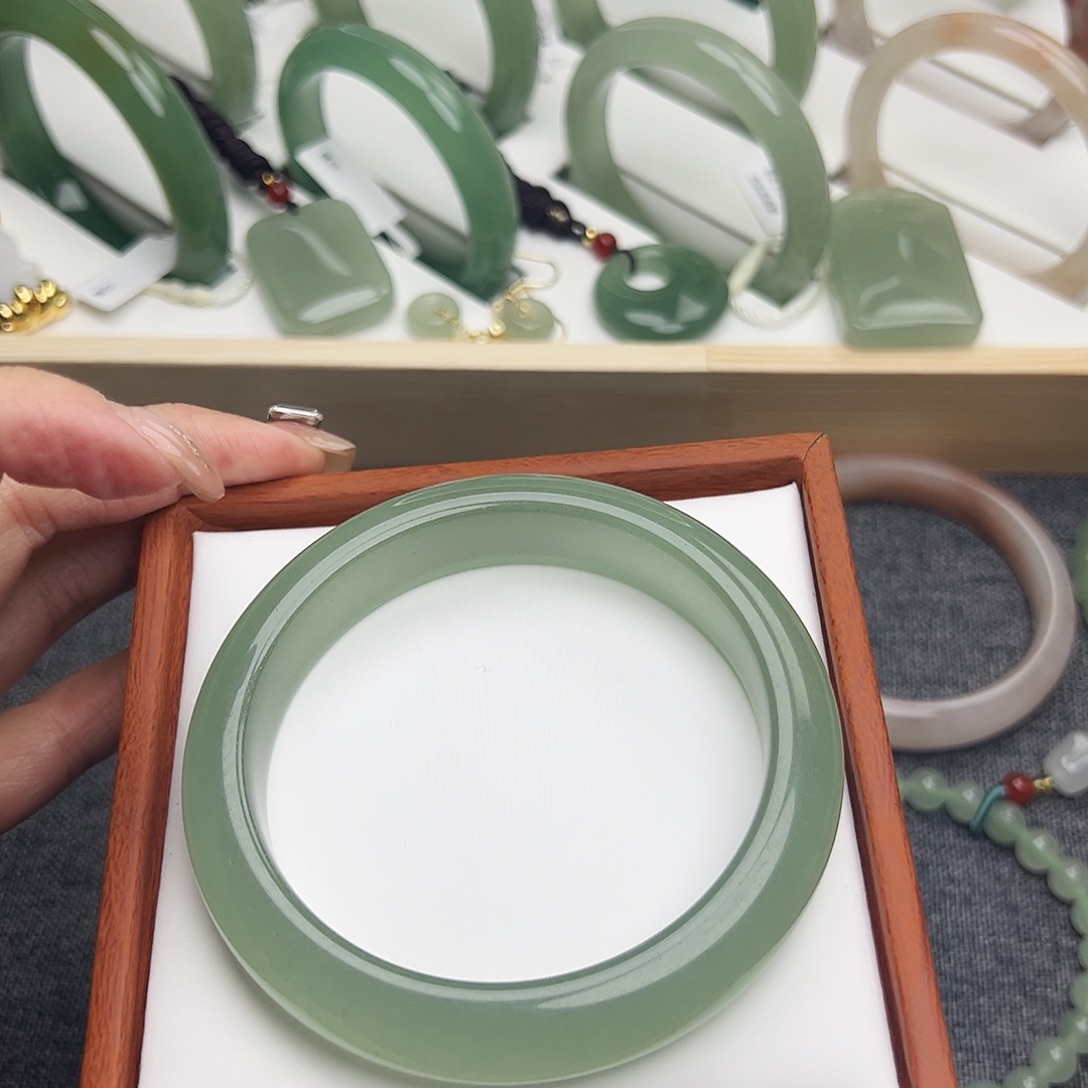 会***a东陵石未镶嵌手镯