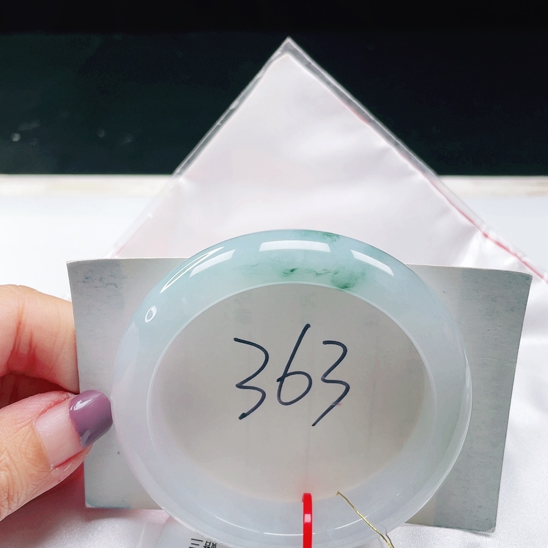 翡翠未镶嵌手镯缅甸翡翠54