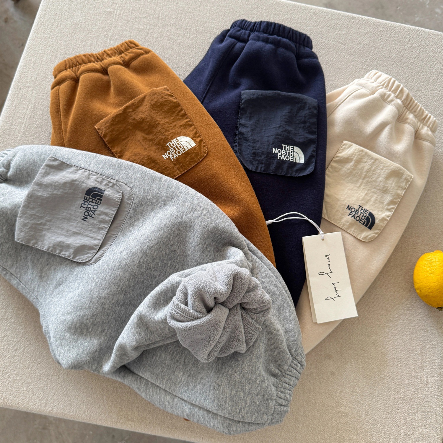 儿童加绒裤子2025冬男童潮牌休闲卫裤宝宝小童运动束脚长裤