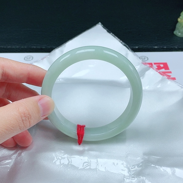 【闪购商品】翡翠手镯未镶嵌天然翡翠手镯