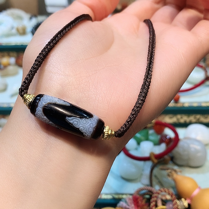 玉手工编绳挂件男女款