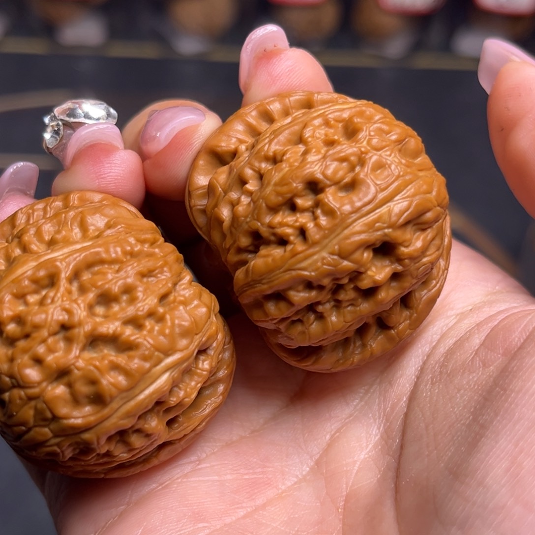 珏***玥吊坠文玩核桃元宝