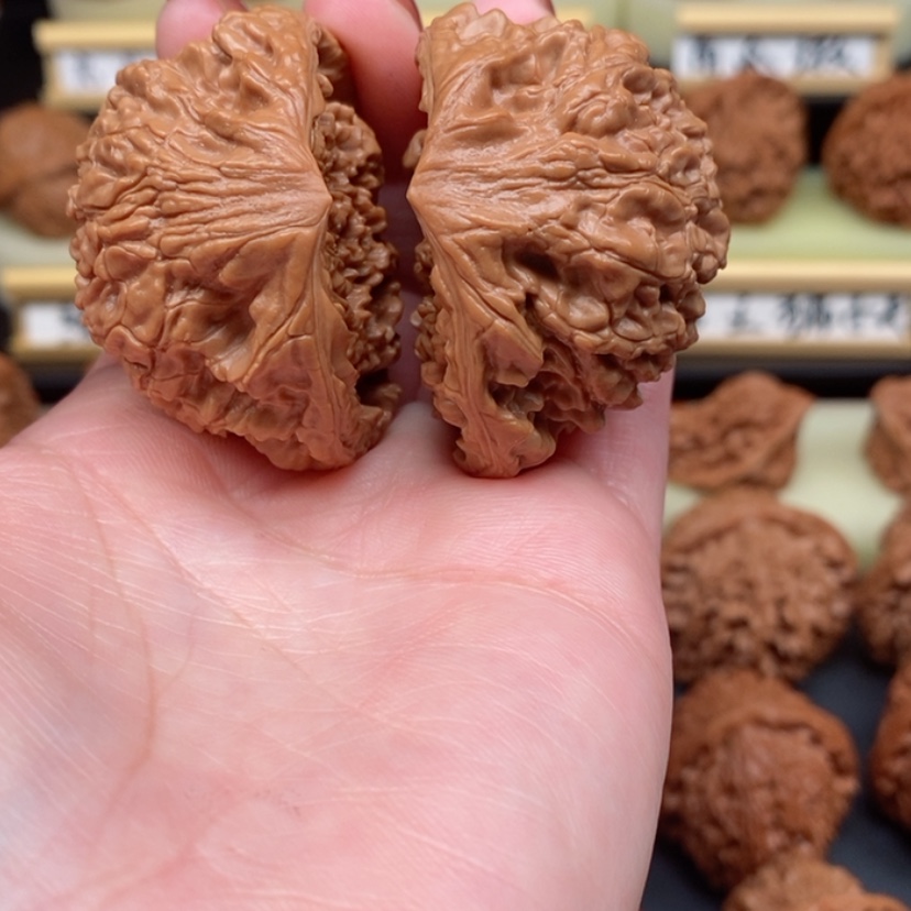 【闪购商品】文玩核桃吊坠蛇王49尺