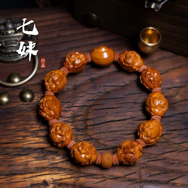 【荷叶横财】 荷叶系列款财神 果王料水晶核 橄榄核文玩手串