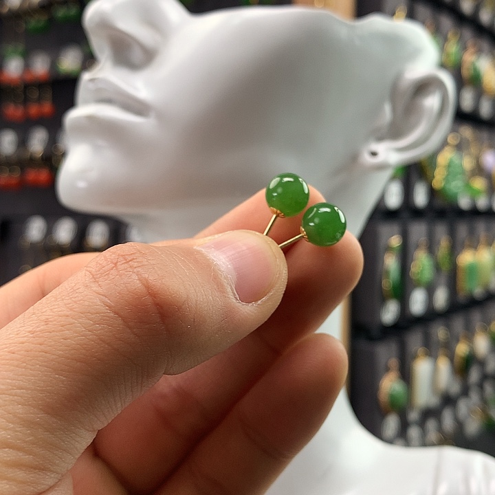 和田玉耳饰18K金镶嵌