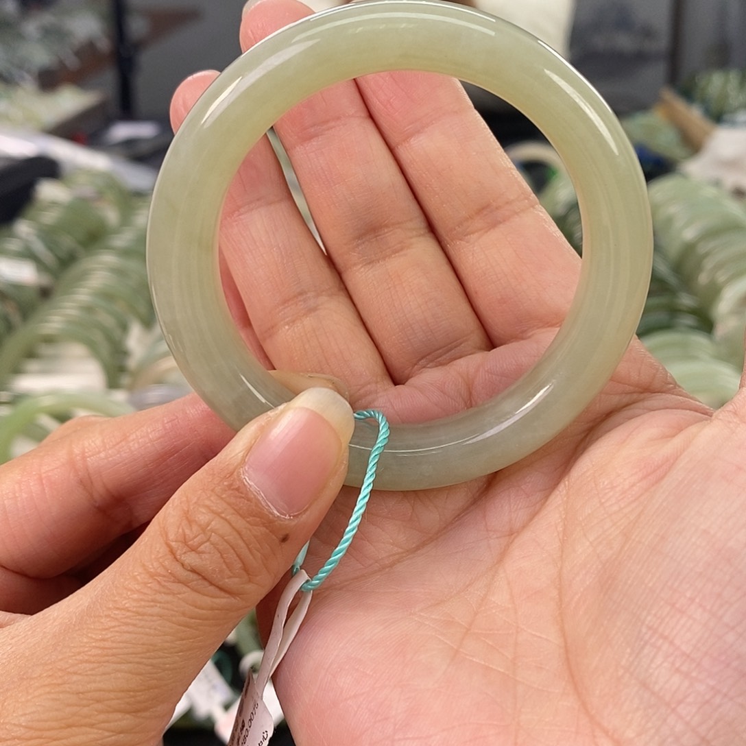 和田玉和田玉手镯51未镶嵌