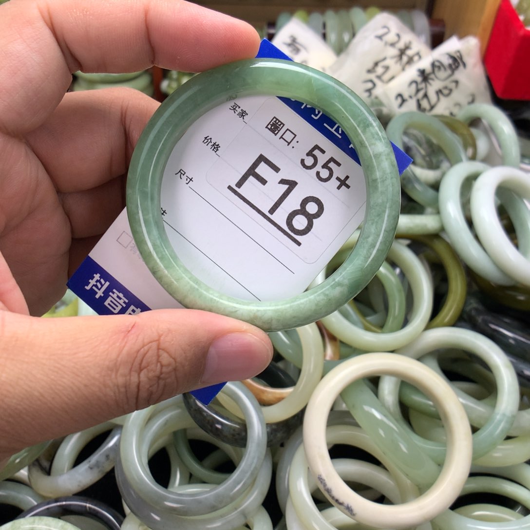 合金蛇纹石玉手镯