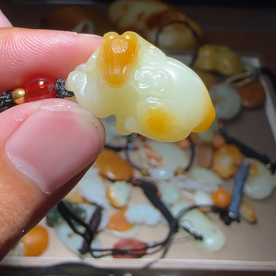 和田玉挂件未镶嵌