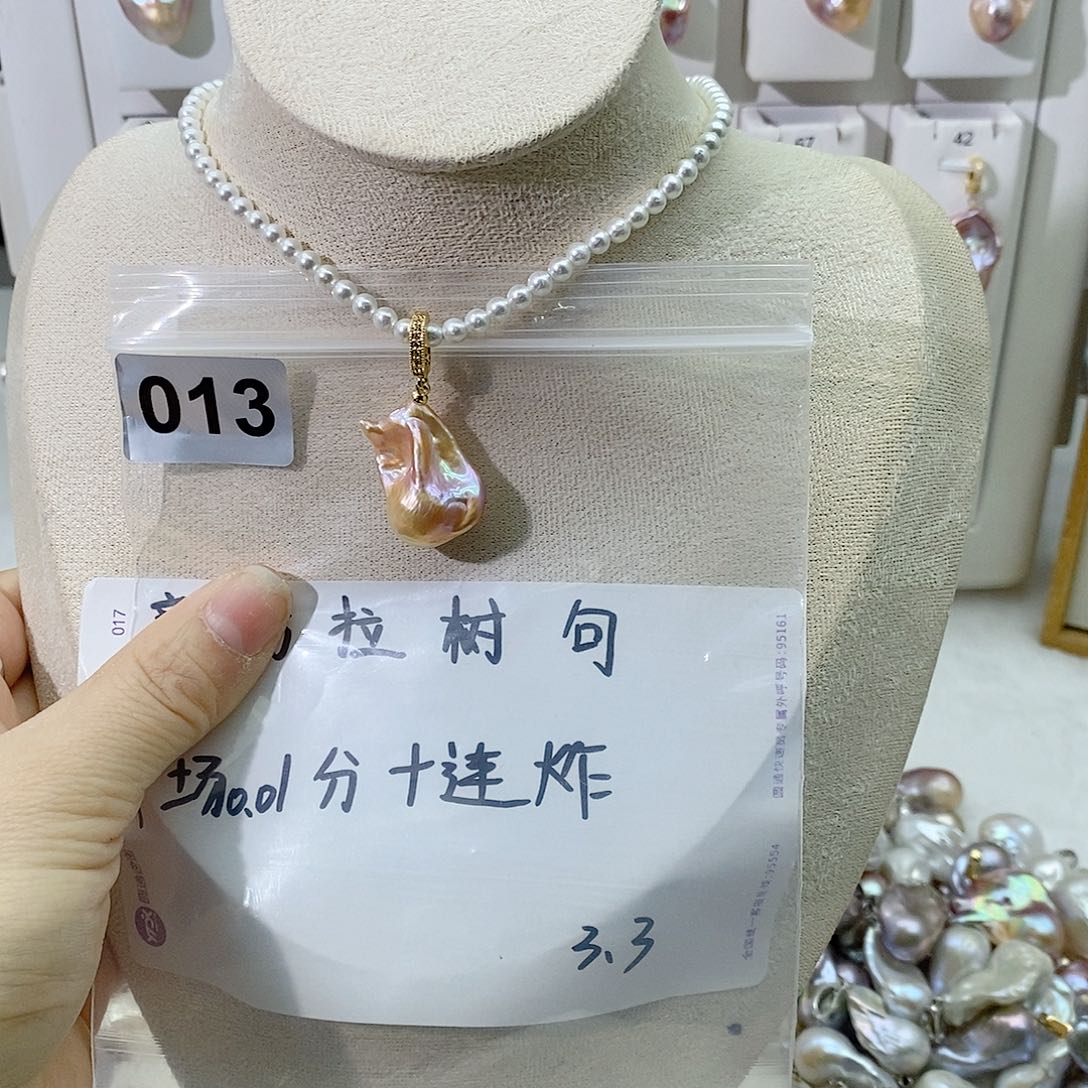 淡水珍珠颈饰合金