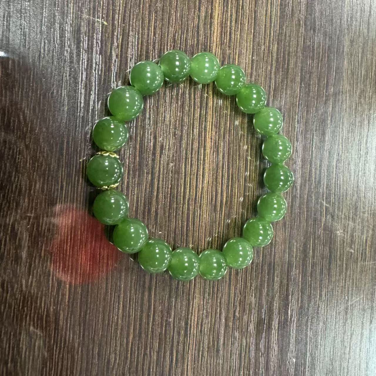 新疆和田玉高品玛纳斯碧玉卡10mm手串多样性发一条