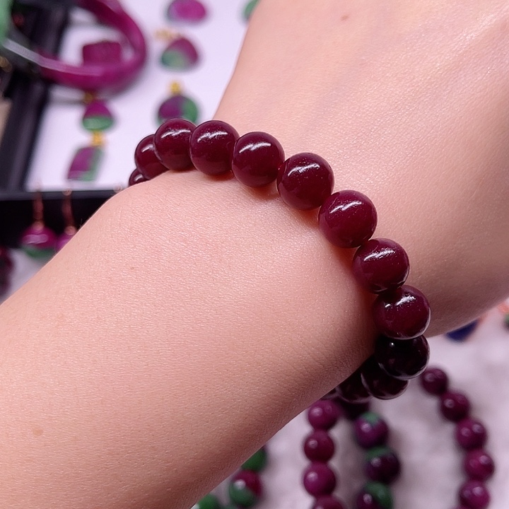 红宝石手串未镶嵌