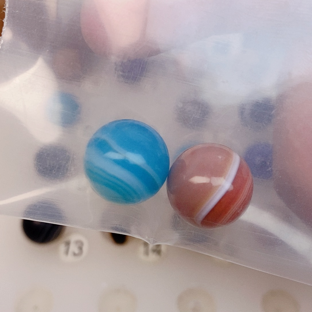 浅***喜玛瑙/玉髓未镶嵌卡14m左右缠丝玛瑙