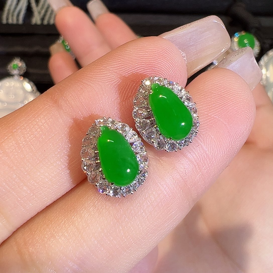 翡翠耳饰18K金镶嵌福瓜