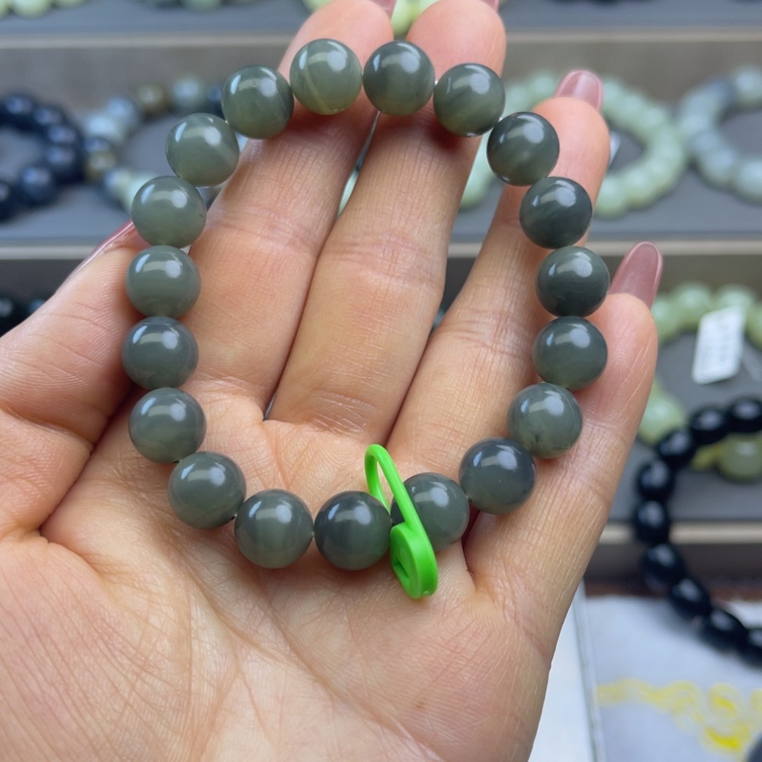 和田玉手链未镶嵌