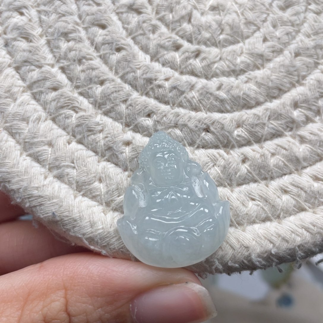 翡翠未镶嵌颈饰天然A货缅甸翡翠