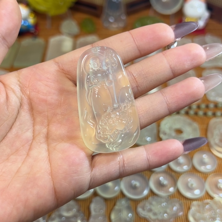 岫玉未镶嵌岫玉白冰挂件地藏王