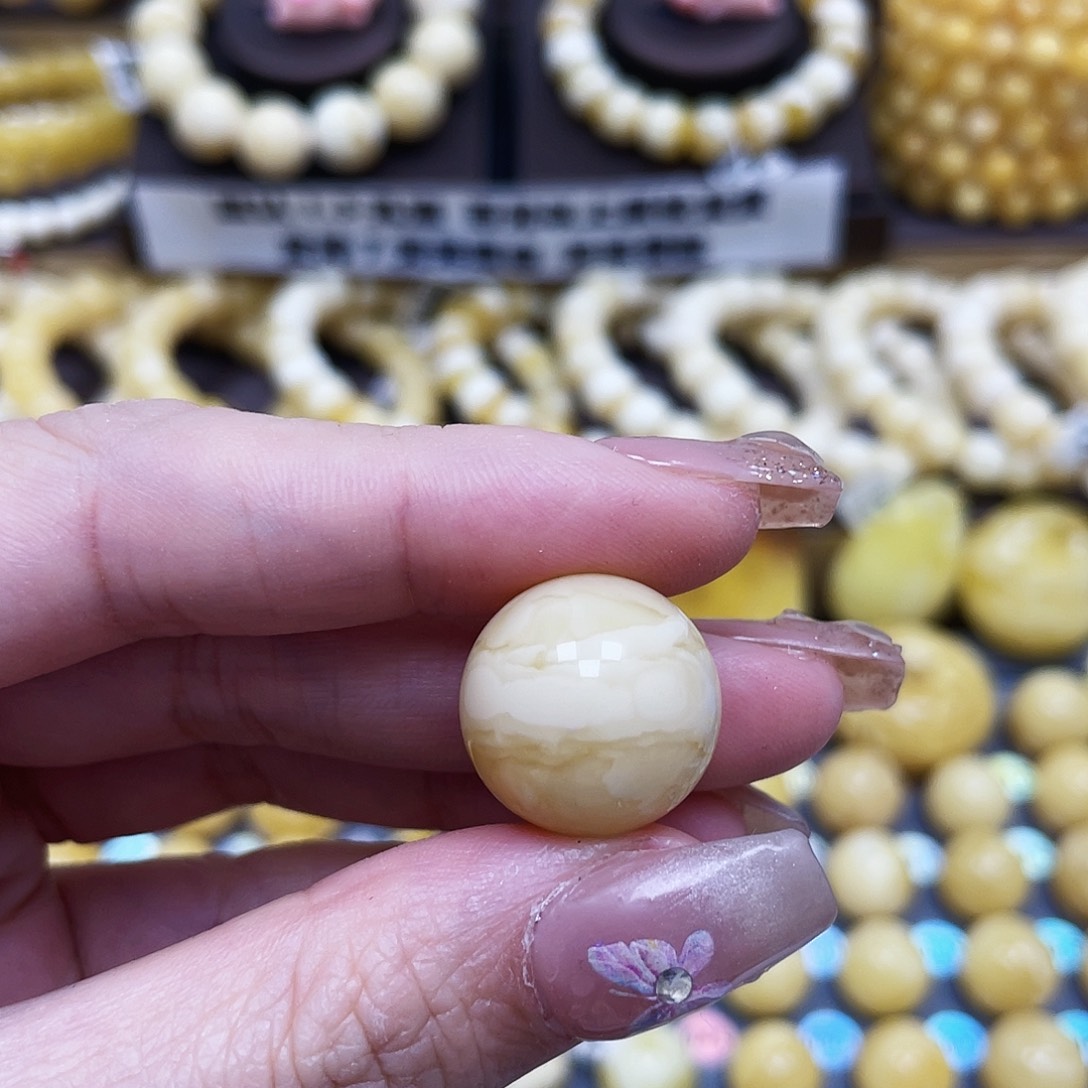 琥珀珠宝奇石未镶嵌17.8mm