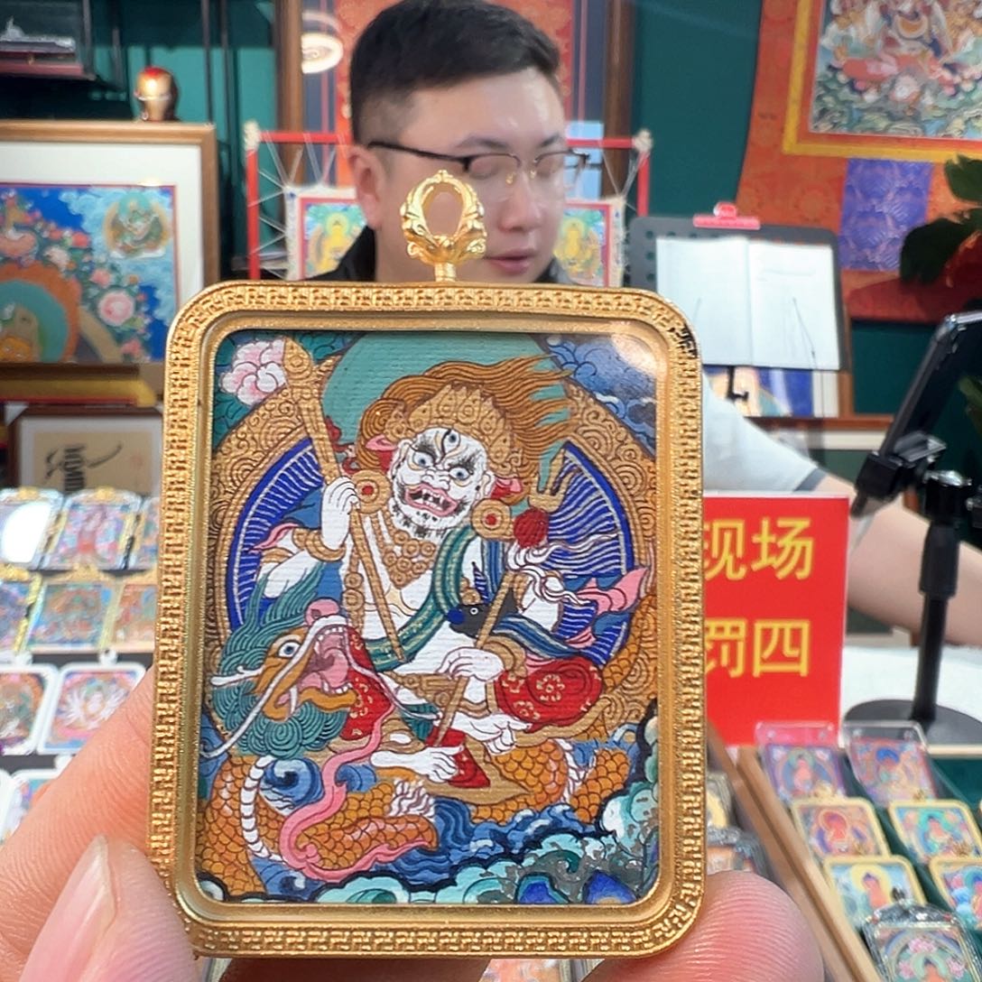 吊坠纯手绘唐卡白财