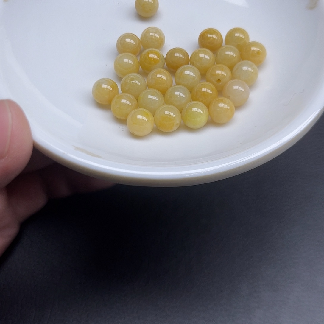 翡翠散珠7.5mm 25颗